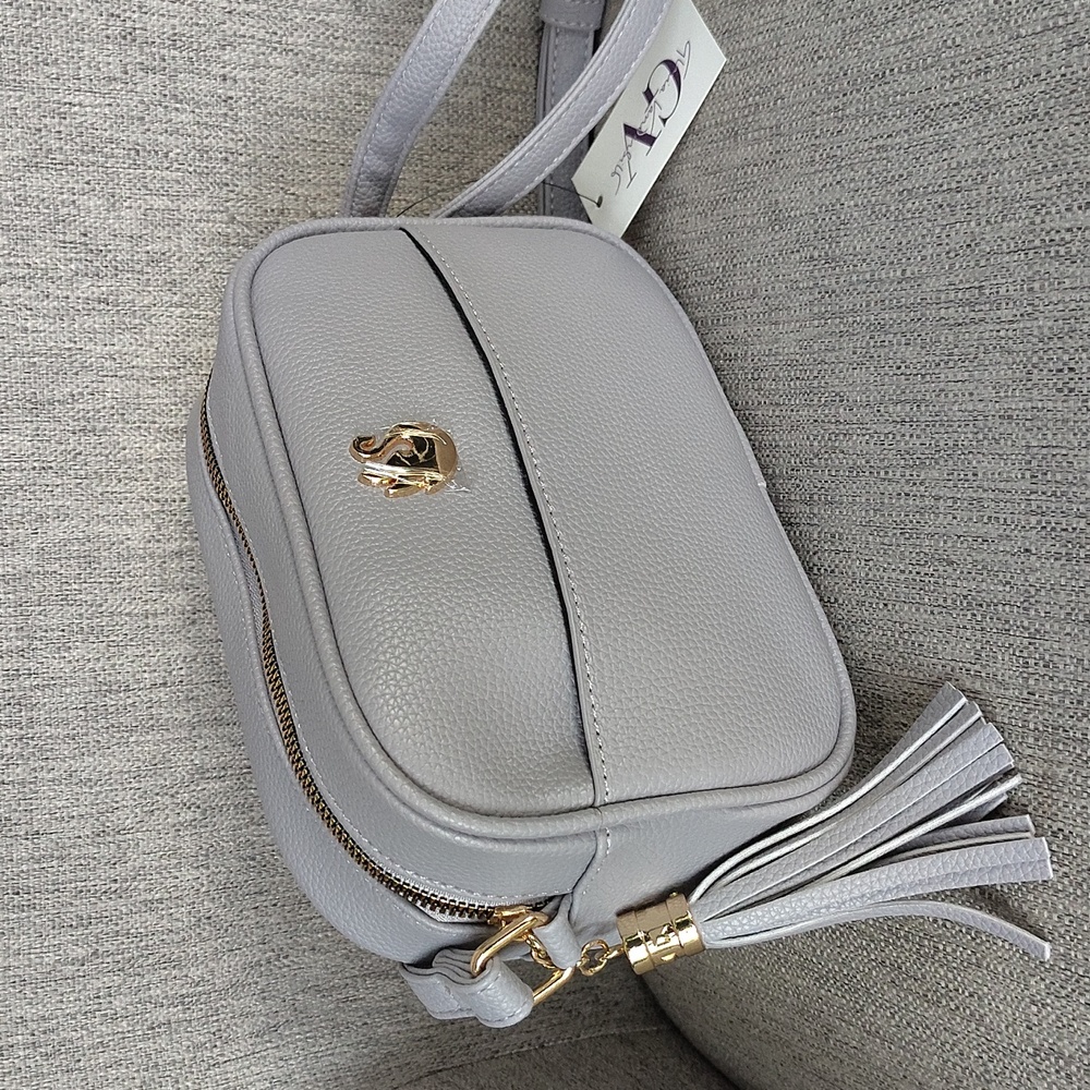 🍇 Gloria Vanderbilt Crossbody Purse! Lilac. New With Tags!